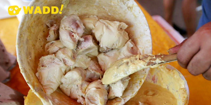 Kedai Buah-Buah Cik Bunga Famous Fried Durians in Ipoh