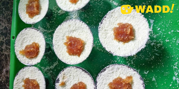 Putu Piring Traditional Malay Dessert