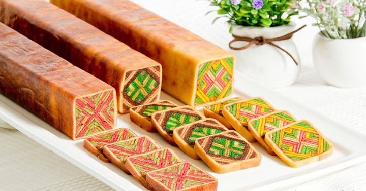 Kek Lapis Sarawak
